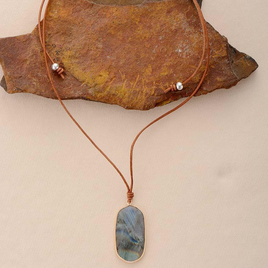 Collier Boho "Pierre de Protection" - lespierresdubienetre