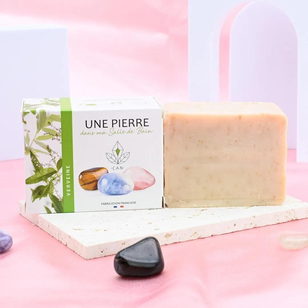 Savon surprise, parfum Verveine - lespierresdubienetre