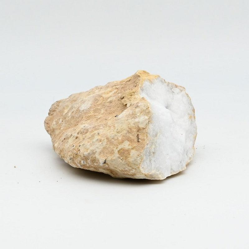 Géode de Quartz (307g) Réf : DGEO-M15 - lespierresdubienetre