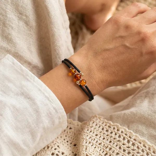 Bracelet Ambre "Renforcement" 3 petites perles - Pièce Rare