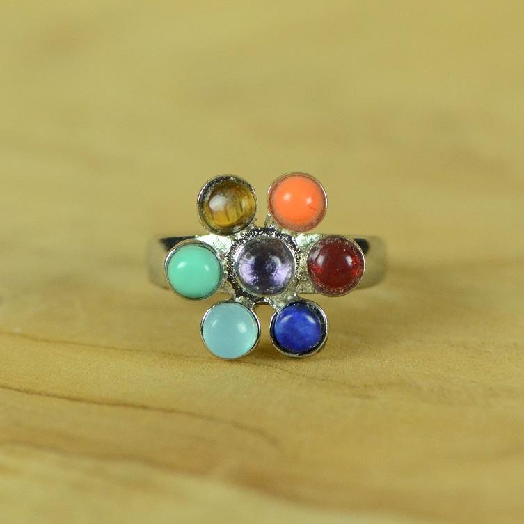 Bague "Fleur des 7 Chakras" (réglable) - lespierresdubienetre