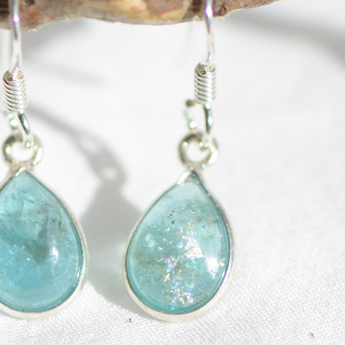 Boucles d'oreilles "Motivation" en Apatite Goutte (Argent 925) - lespierresdubienetre