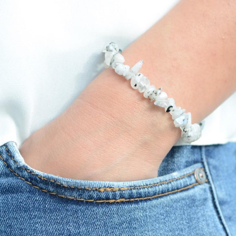 Bracelet "Féminité" en Pierre de Lune Blanche Chip - lespierresdubienetre