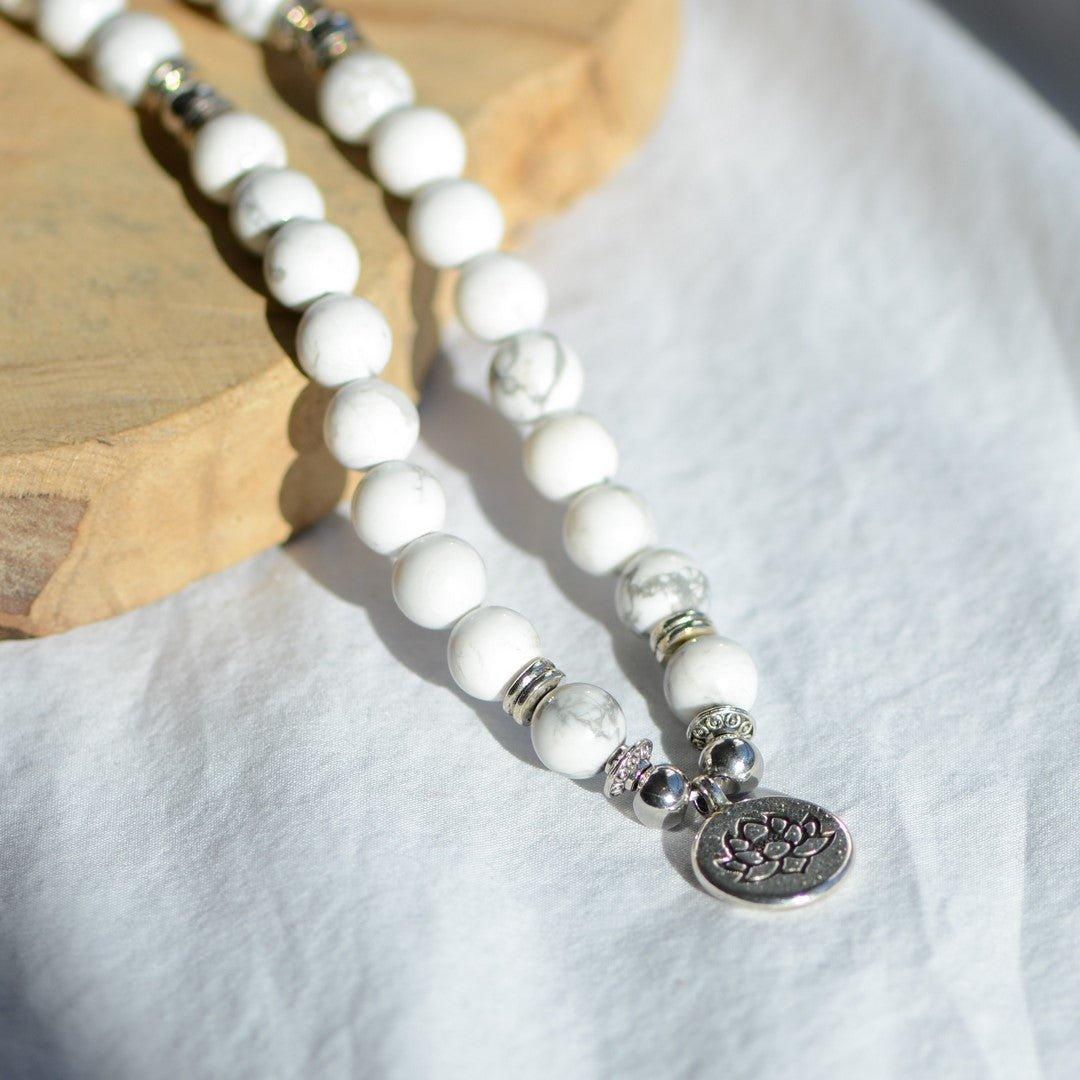 Mala "Patience" en Howlite - lespierresdubienetre