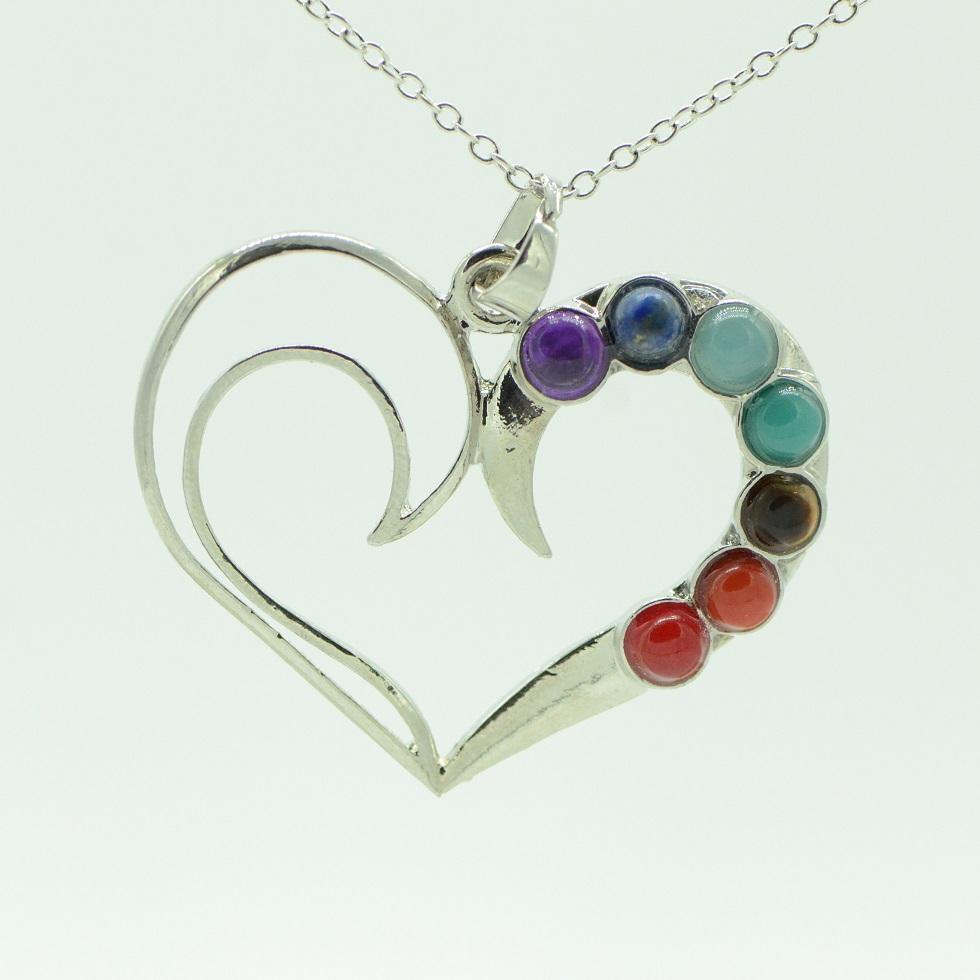 Pendentif " Coeur et amour " 7 chakras - lespierresdubienetre