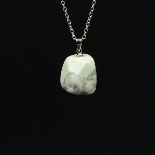 Pendentif "Patience" en Howlite Roulée - lespierresdubienetre